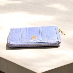 Tory Burch Sky Blue Wallet. NWOT